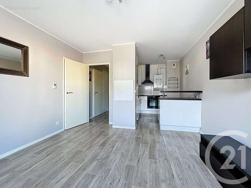 Appartement à DAMMARIE-LES-LYS