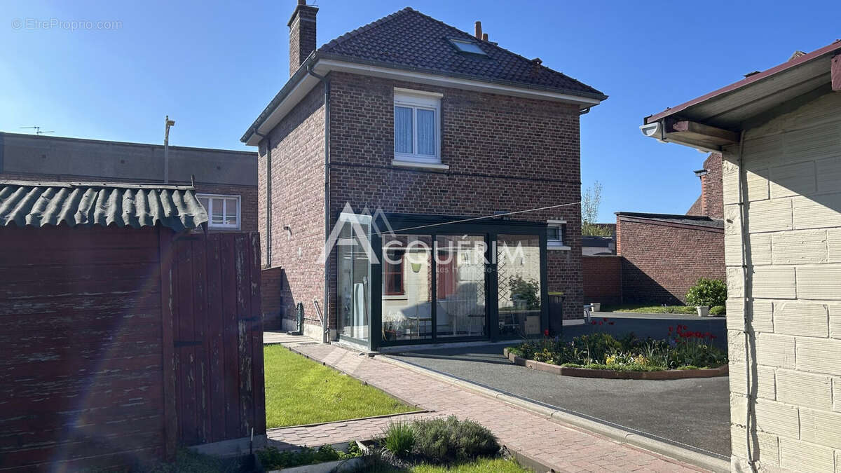 Maison 73 m² à Oignies  - photo 2