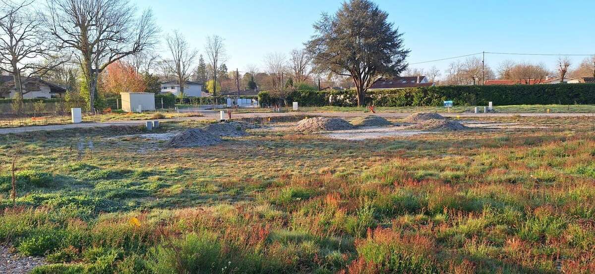 Terrain à SAINT-MEDARD-EN-JALLES