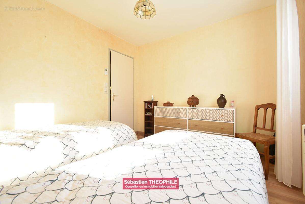 Maison T3 avec grand garage - Centre-bourg L'Aiguillon-sur-Vie - photo 7