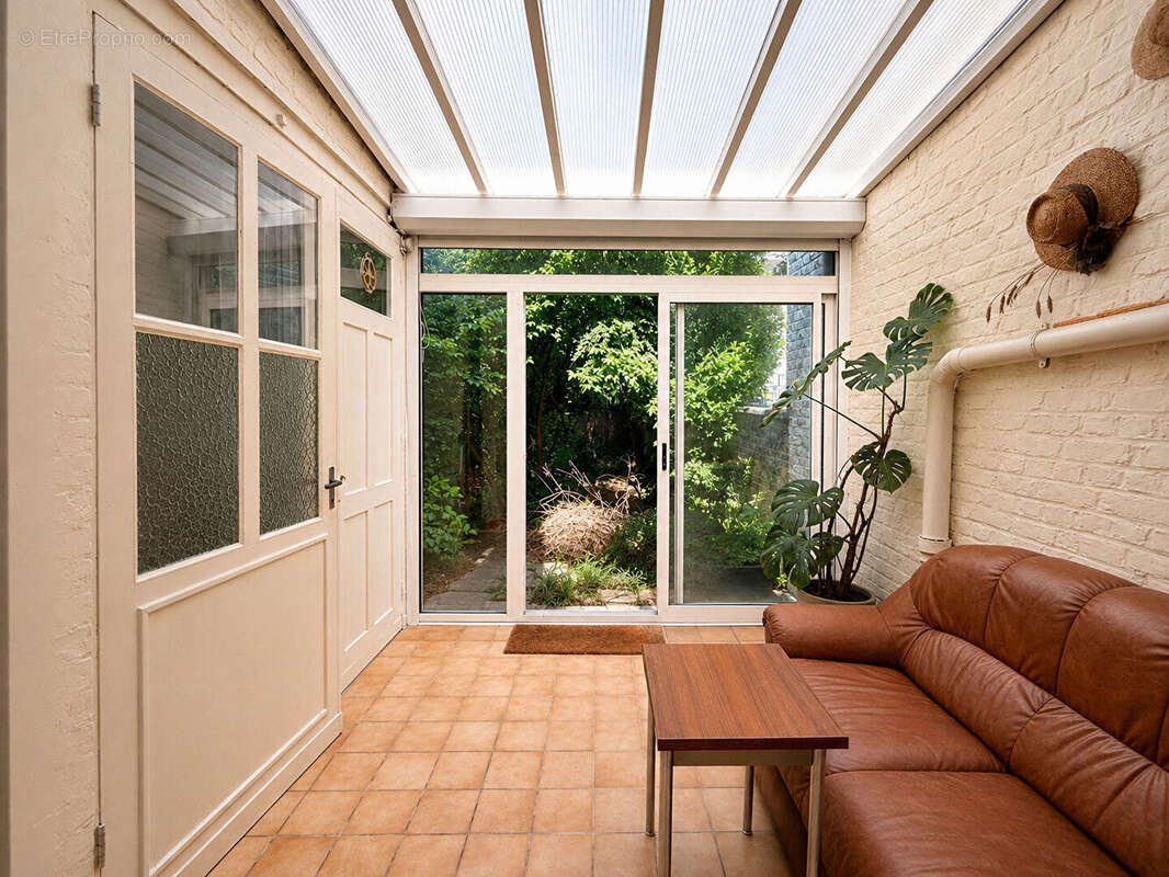Maison bourgeoise mitoyenne 8 pièces, 4 chambres avec jardin - photo 5