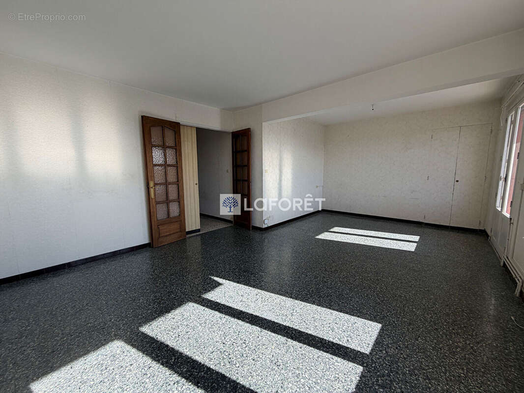 Appartement à SALON-DE-PROVENCE