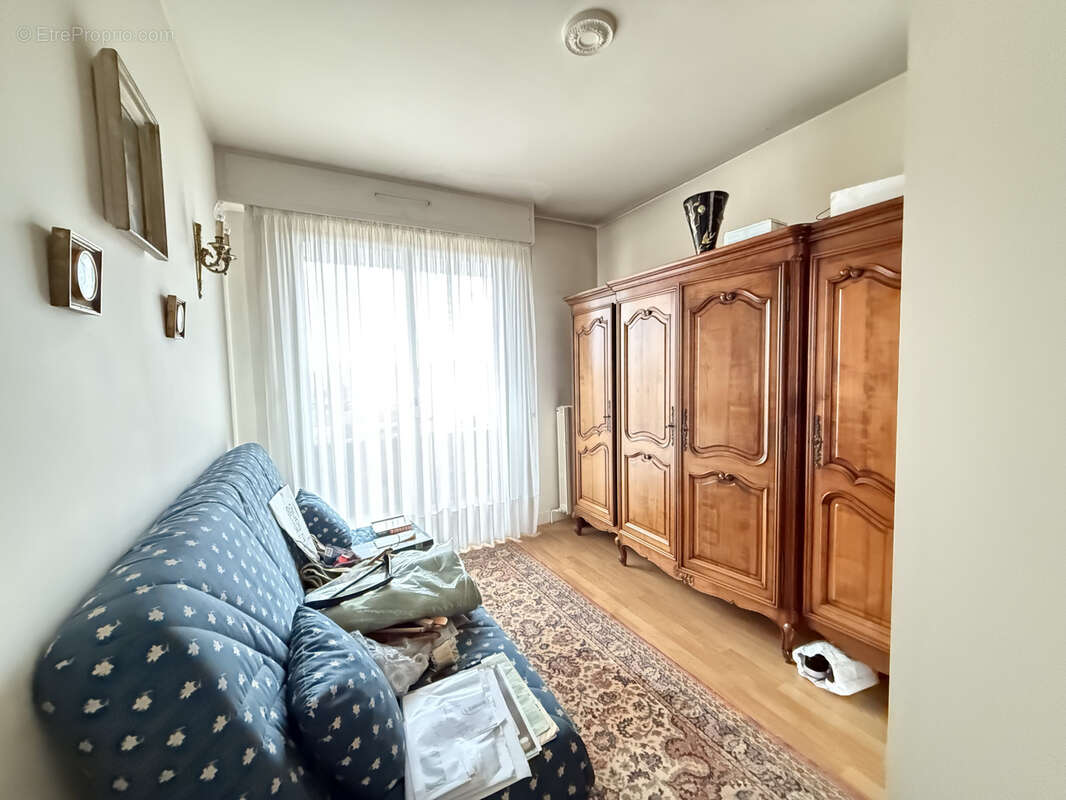 Appartement à SAINT-MAUR-DES-FOSSES