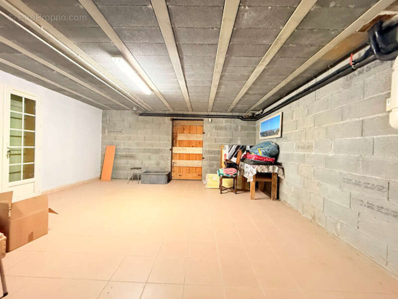 Maison à SAINTE-DODE