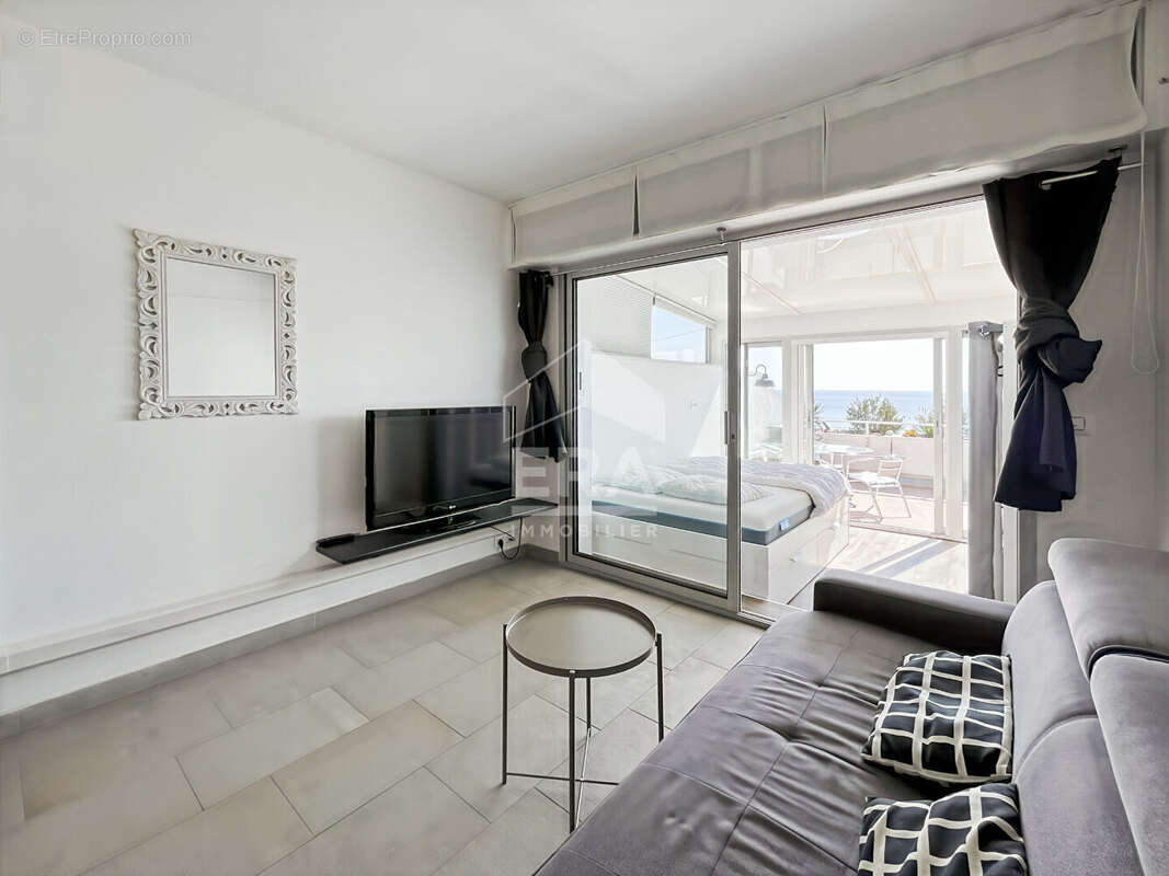 Appartement à CARRY-LE-ROUET