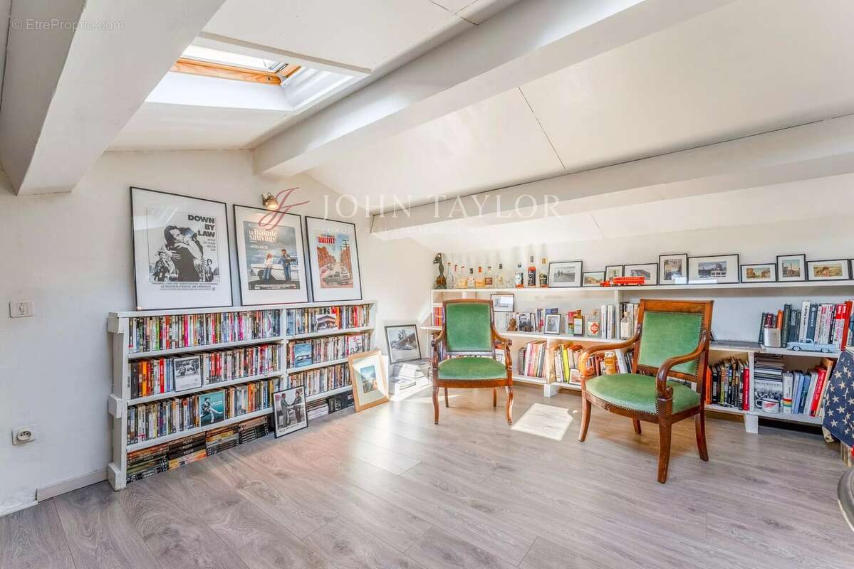 Maison à L'ISLE-SUR-LA-SORGUE