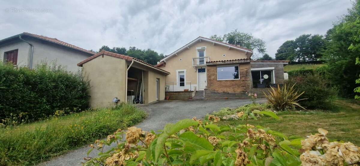 BOUSSENS proche maison de 130 m² avec gite et dépendance sur 980 m² de terrain clos - photo 16