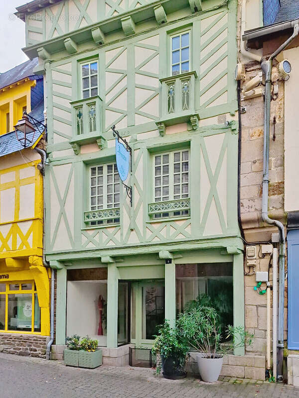 Maison à JOSSELIN