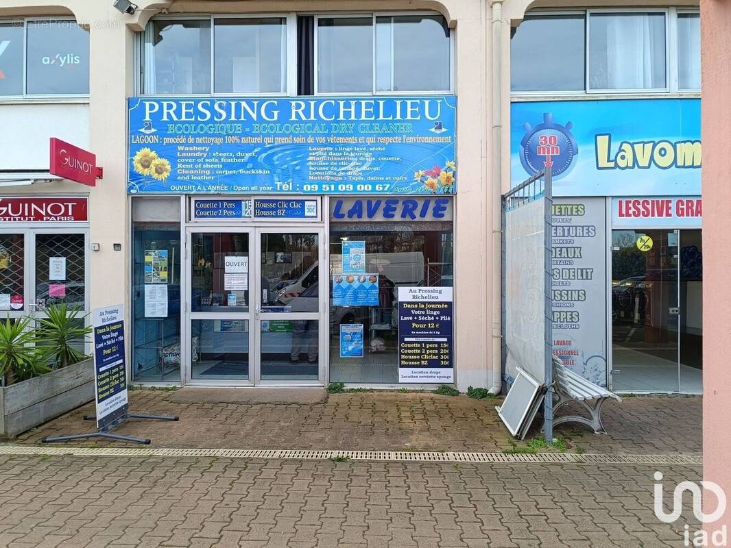 Photo 1 - Commerce à AGDE