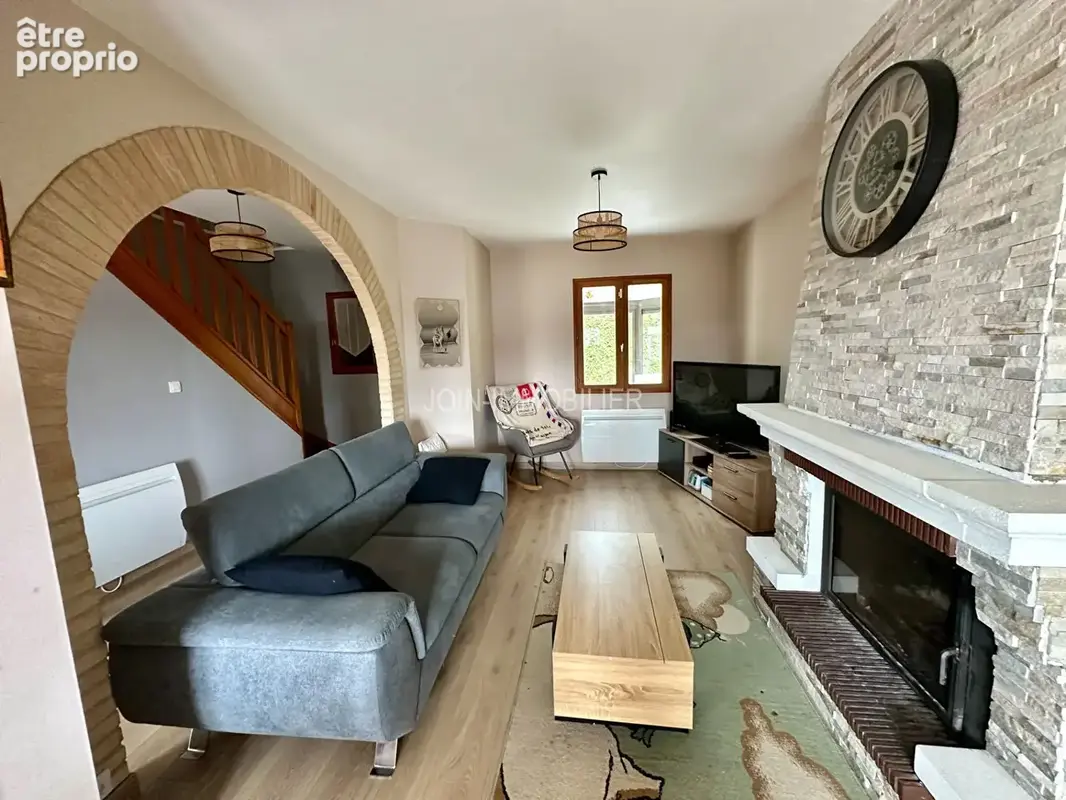Maison traditionnelle de 147,74 m² - Envermeu - photo 5