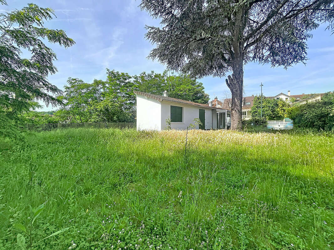 Maison à LE PLESSIS-ROBINSON