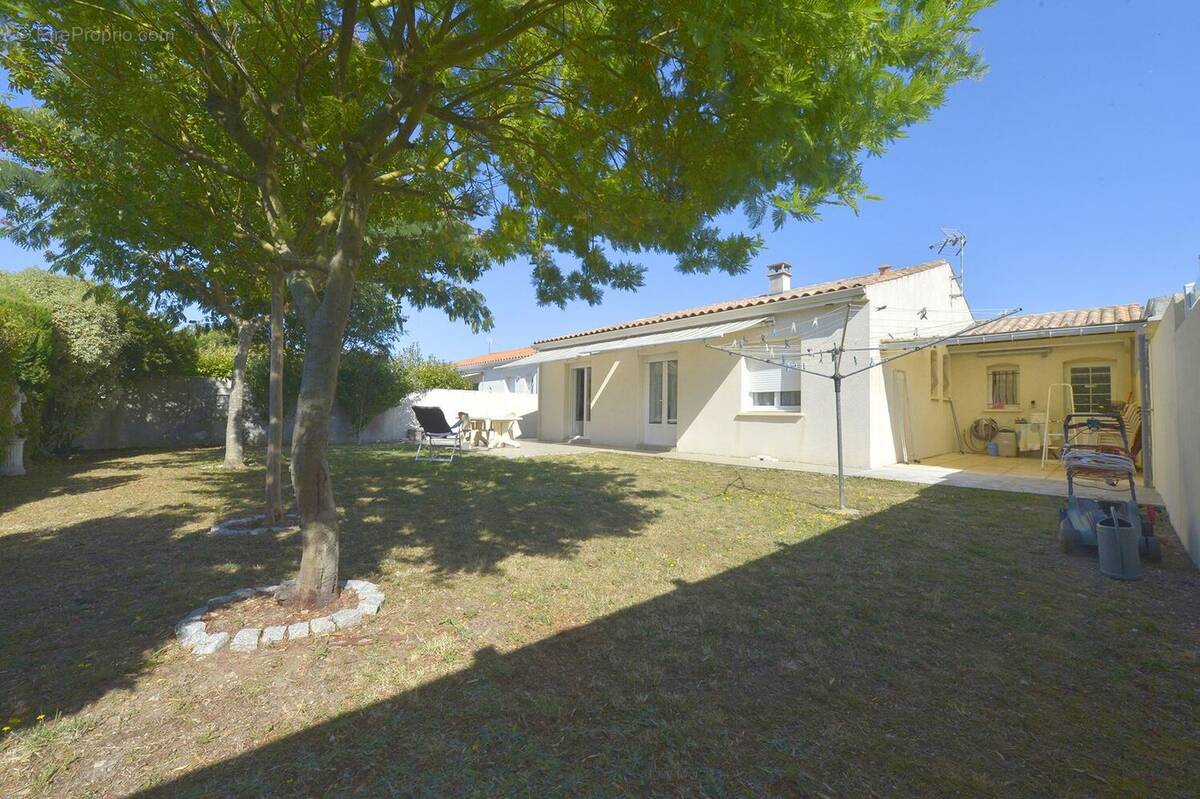 Maison à SAINT-GEORGES-DE-DIDONNE