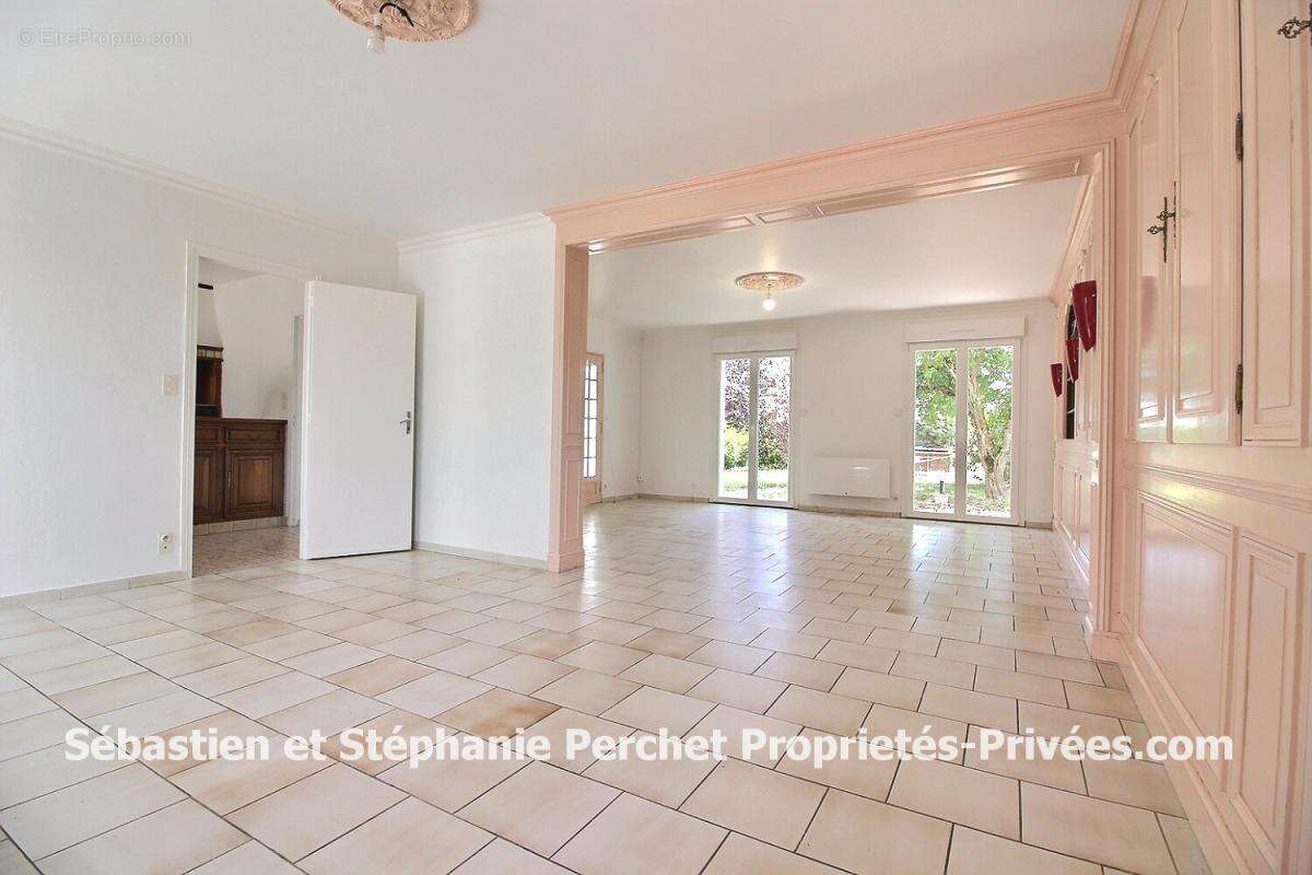 Maison à BOULAY-LES-BARRES