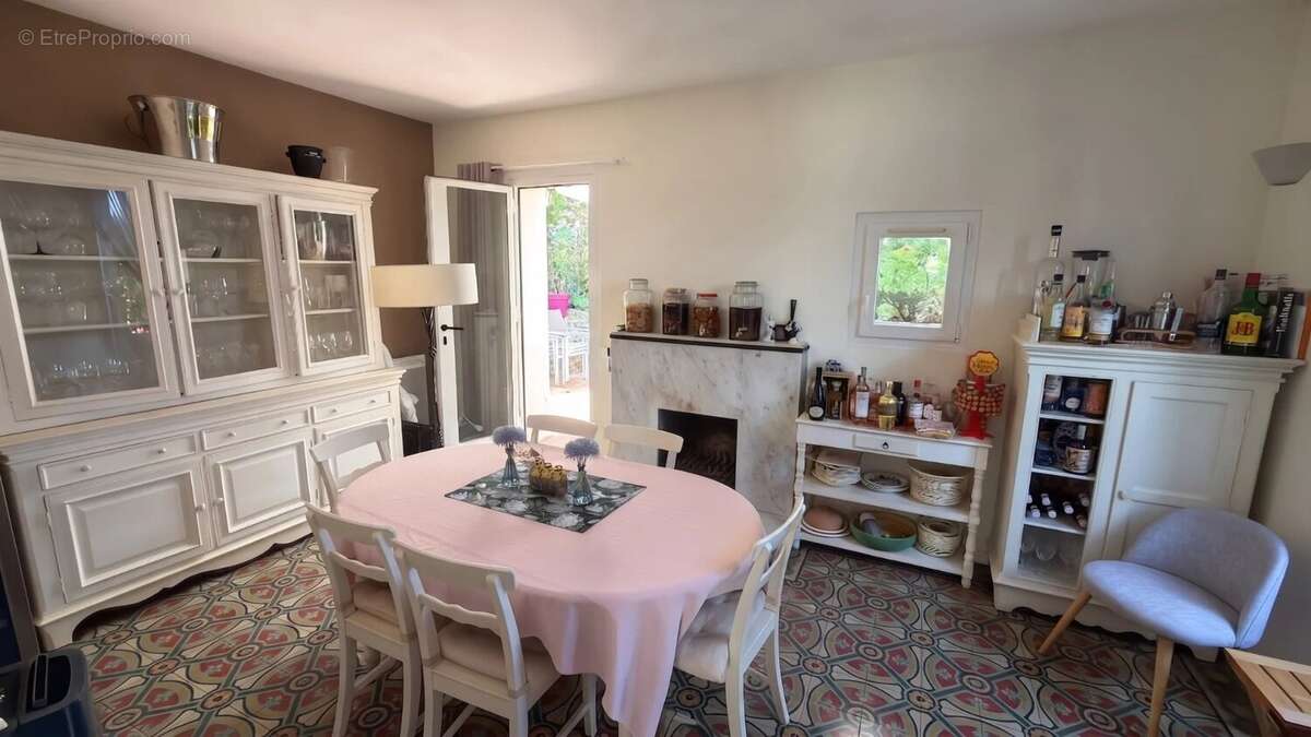 LA TURBIE - Maison de caractère dans le village - photo 7