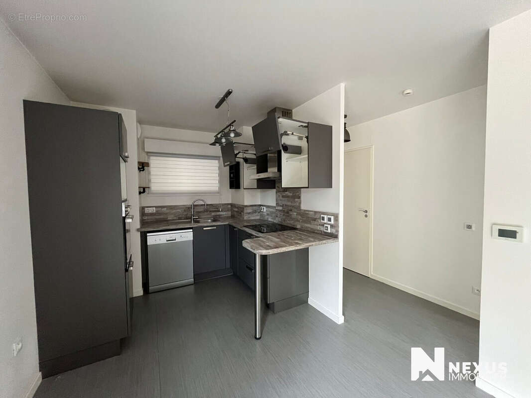 Appartement à PETIT-COURONNE
