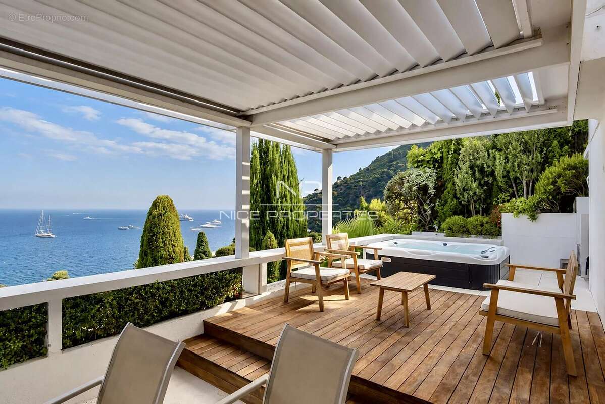 Eze, superbe villa avec vue panoramique Mer - photo 3