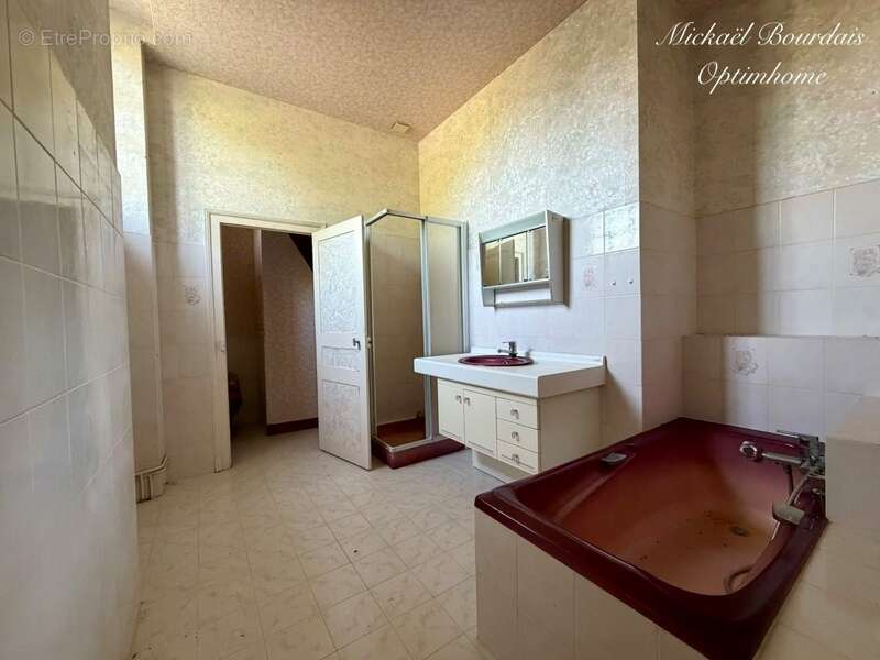 Demeure de caractère du XVIIᵉ siècle – 279 m² habitables – Plus de 390 m² de dépendances – Potentiel exceptionnel - photo 19