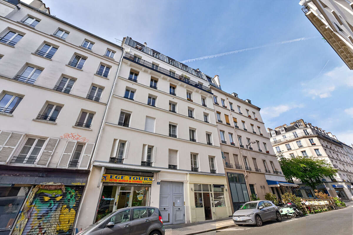 Appartement à PARIS-10E