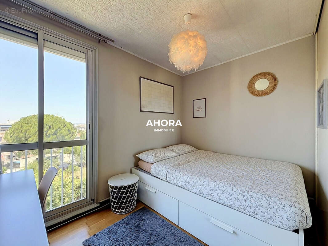 Appartement à MARSEILLE-9E