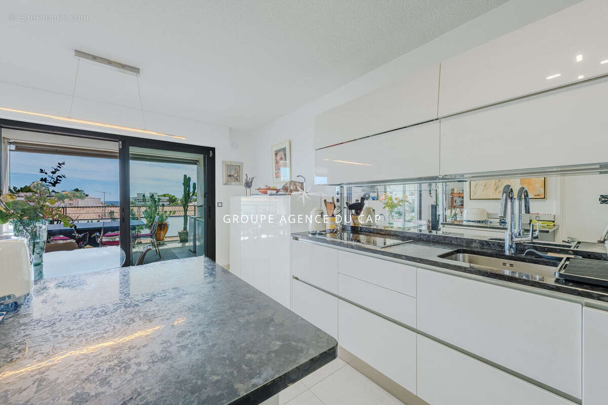 Appartement à SAINT-RAPHAEL