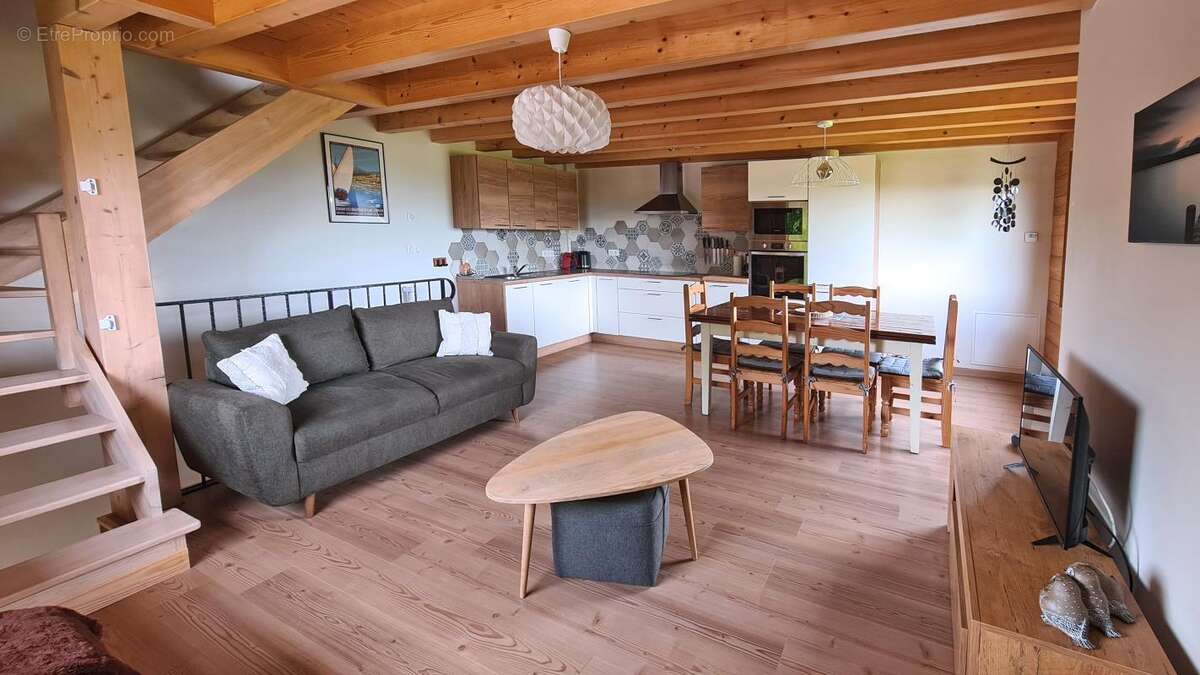 Appartement à LARRINGES