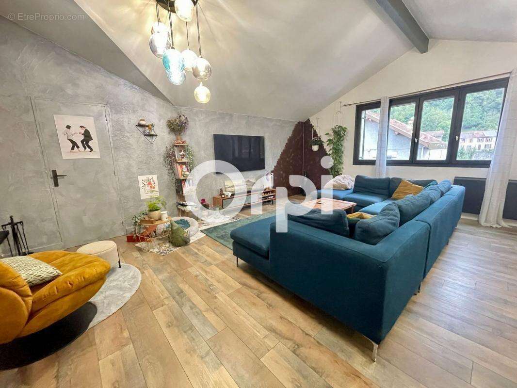 Appartement à VILLARD-BONNOT