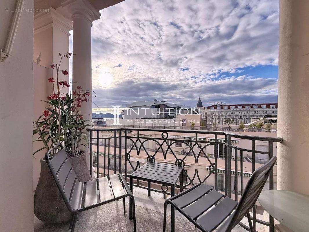 Appartement à CANNES