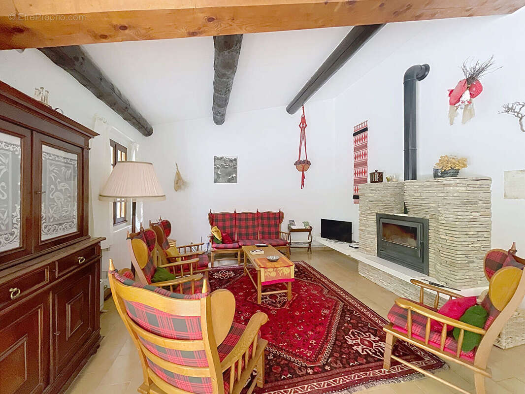 Maison à VACHERES