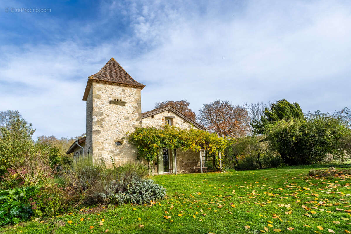 Maison à CASTILLONNES