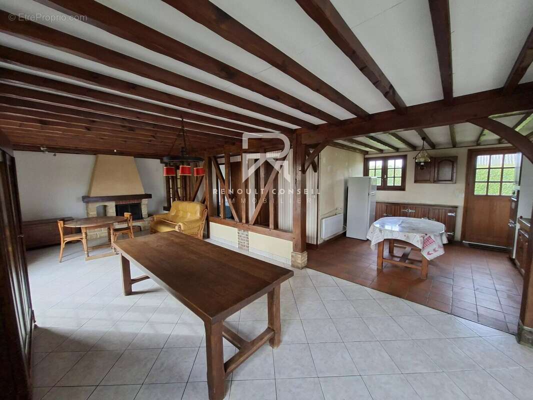 Maison à LE NOYER-EN-OUCHE