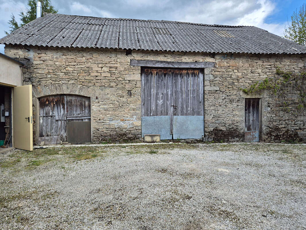 Maison à MADRANGES