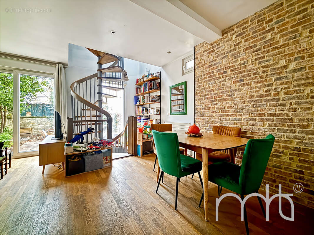 Maison à ASNIERES-SUR-SEINE