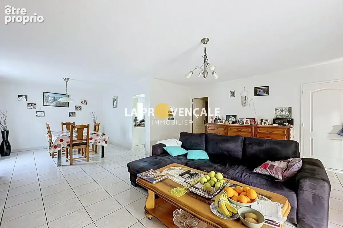 Maison 4 pièces 87 m² à vendre à Trets (13530) - photo 5