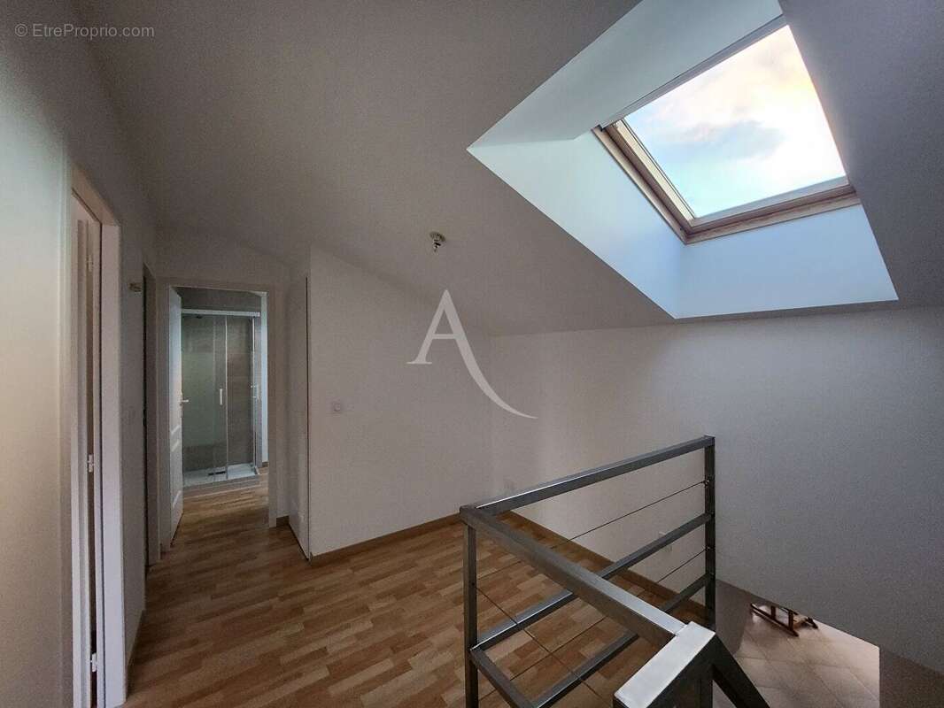 Maison à ROUANS