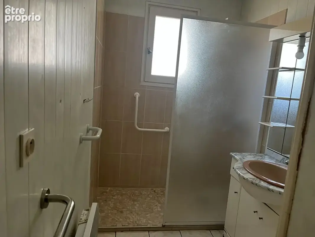 Maison familiale avec jardin et garage à SAUJON - photo 6
