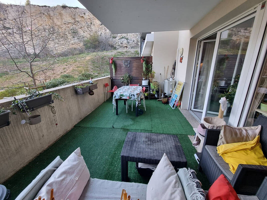 Appartement à SEPTEMES-LES-VALLONS