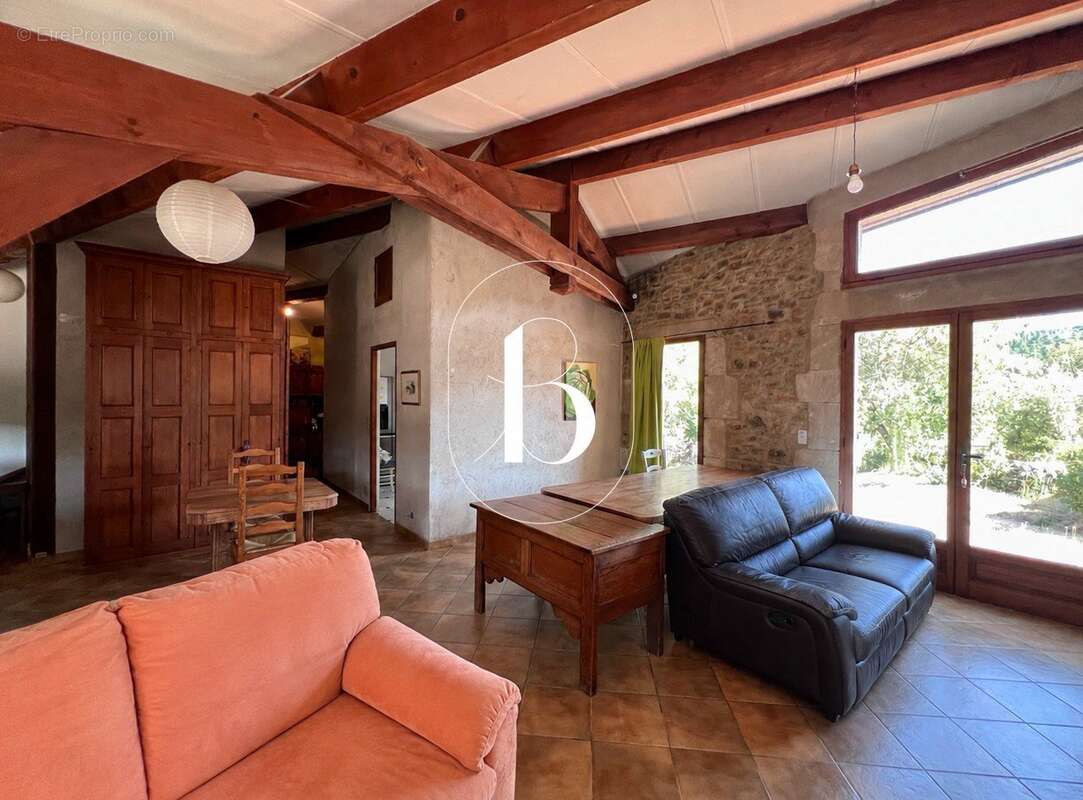 Maison 135 m² à Goudargues  - photo 11