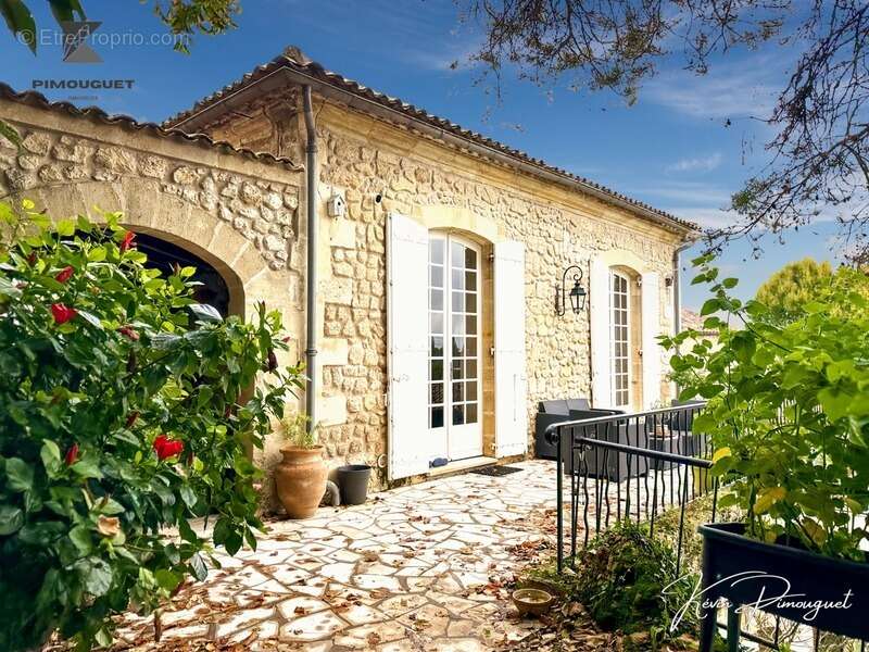 Maison à CASTILLON-LA-BATAILLE