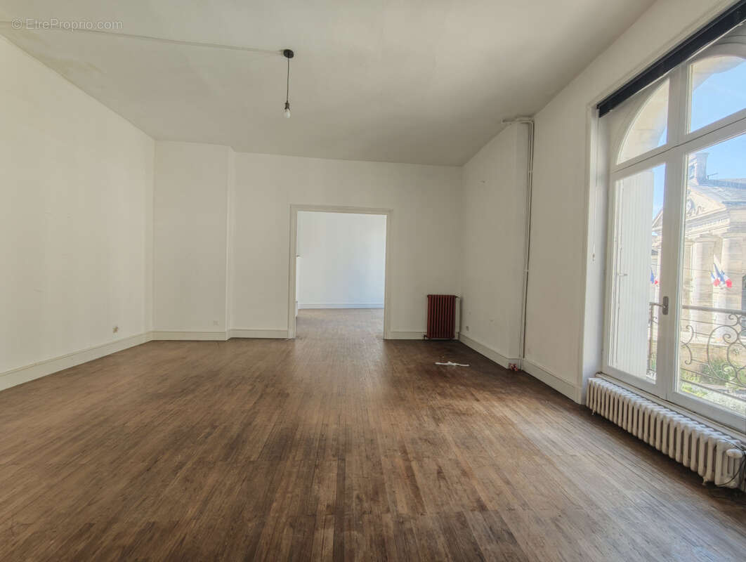 Appartement à CHATEAUNEUF-SUR-CHARENTE