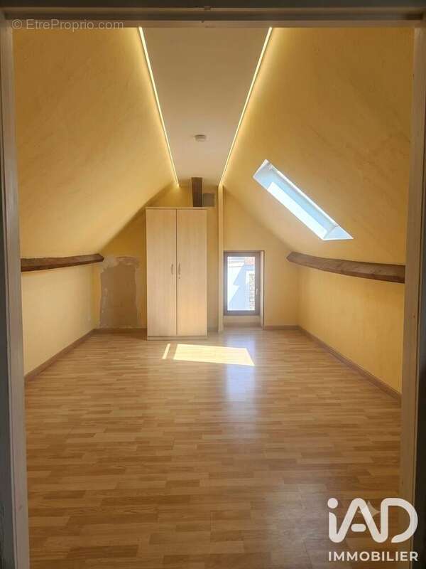 Maison 115 m² à Crouy-Sur-Ourcq  - photo 9