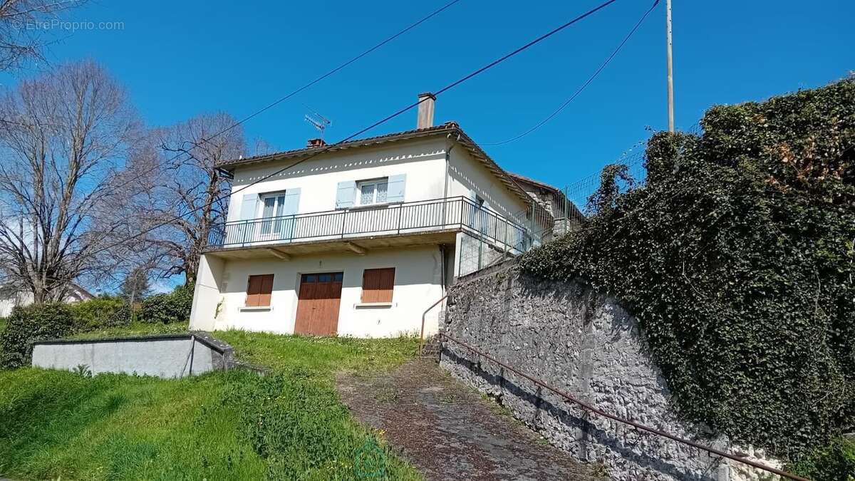 Maison à ALLEMANS