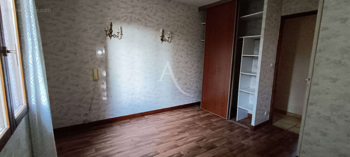 Maison à PORT-DES-BARQUES