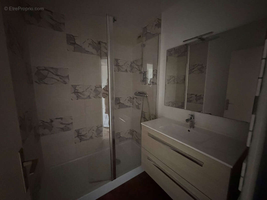 GRAND T.2 à  hyper centre ville d'AURAY- 57 m² - photo 17