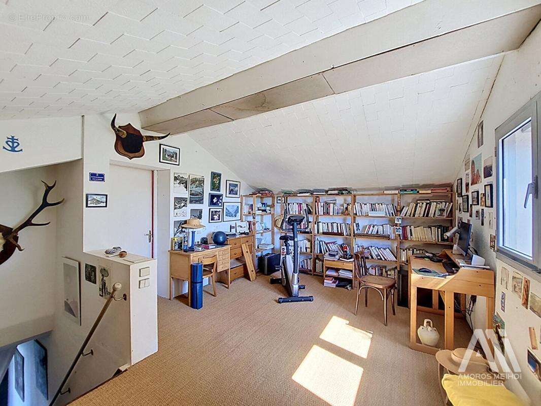 Maison à CARNOULES