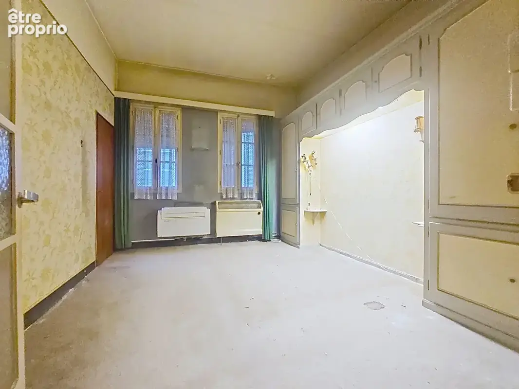 Avignon intra-muros. Appartement de charme T2 au 1er étage - photo 5