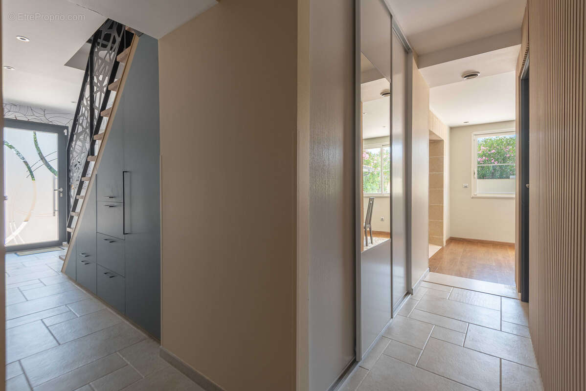 Charmante maison en pierre - 315m2 - creon - photo 13