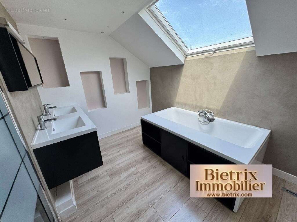 Maison 139 m² à L'isle-Adam  - photo 12