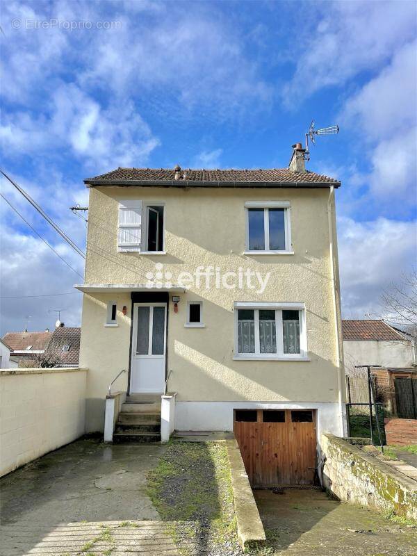 Maison à SOISSONS