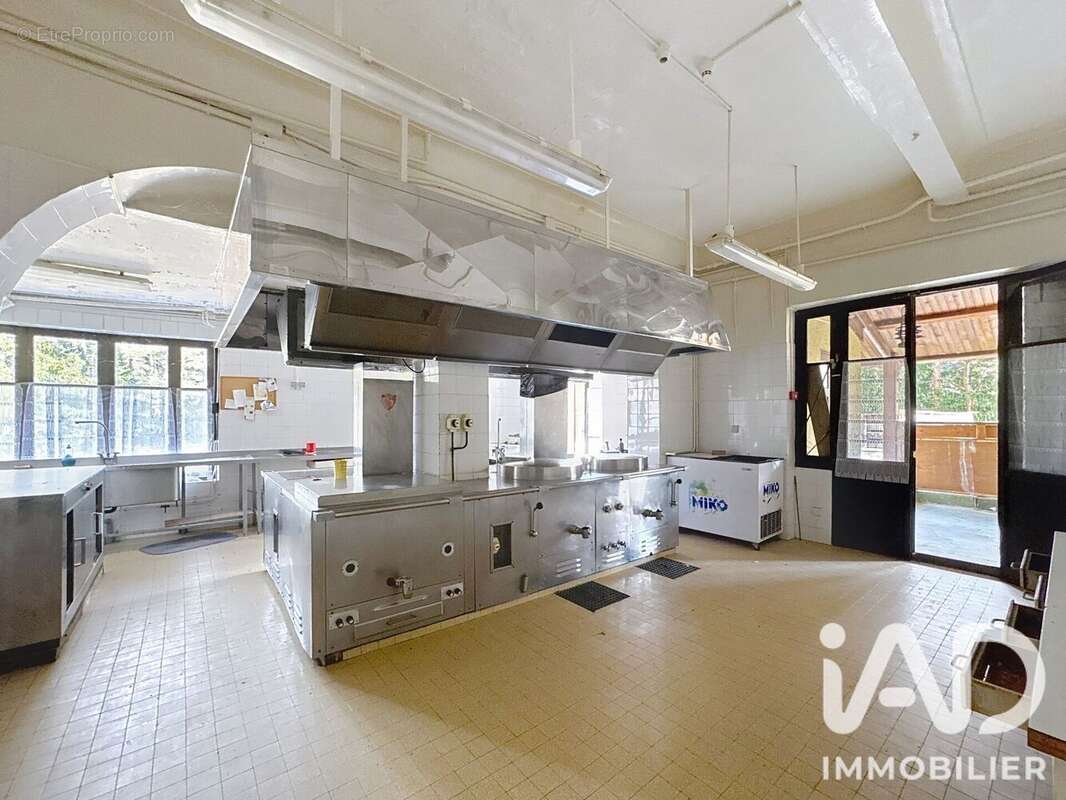 Commerce 1963 m² à Valdeblore  - photo 2