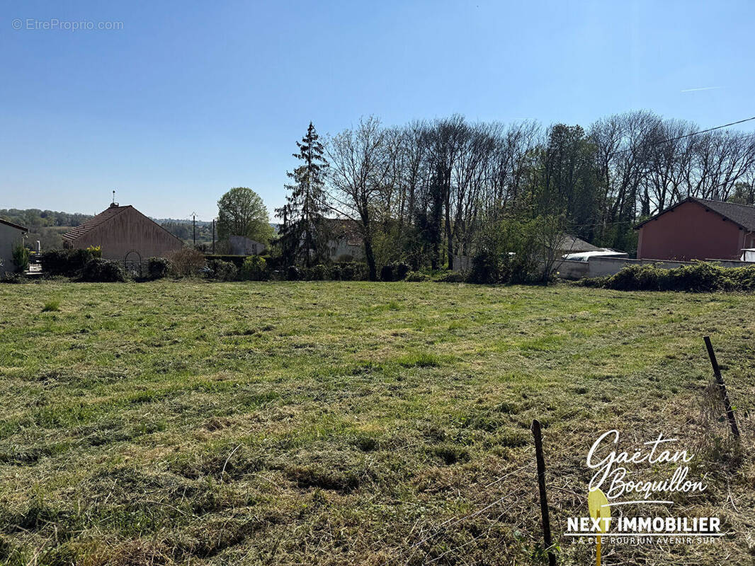 Terrain à QUINCY-VOISINS